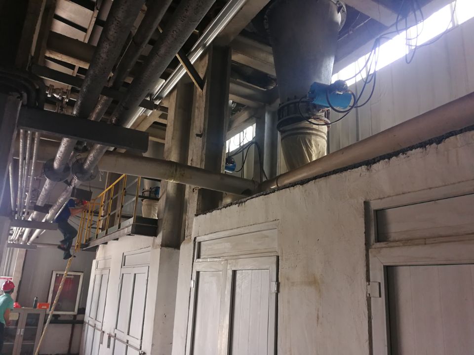 日啟橡塑線(xiàn)密封蝶閥運(yùn)行現(xiàn)場(chǎng)